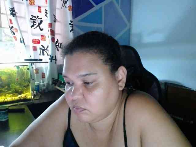 beautifulchubbyqueen webcam
