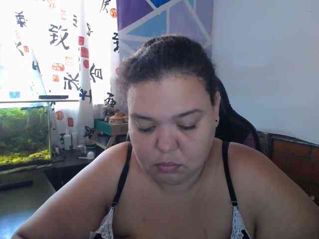 beautifulchubbyqueen webcam
