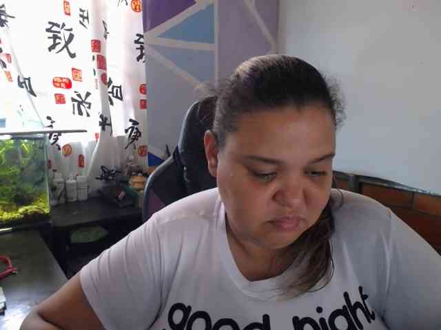 beautifulchubbyqueen webcam