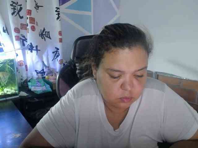 beautifulchubbyqueen webcam