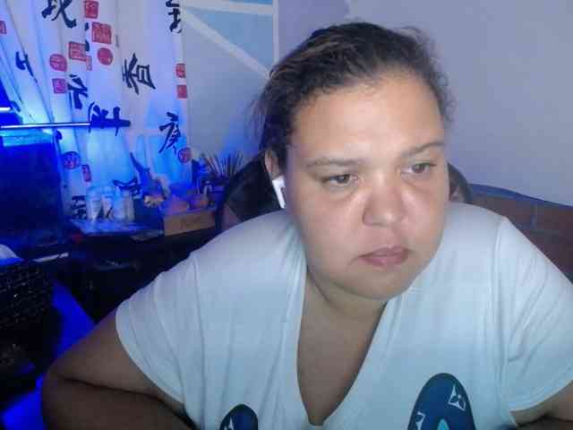 beautifulchubbyqueen webcam