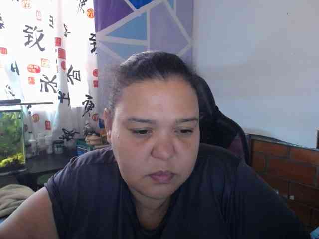 beautifulchubbyqueen webcam