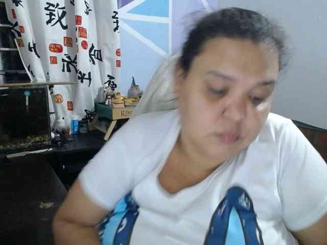 beautifulchubbyqueen webcam
