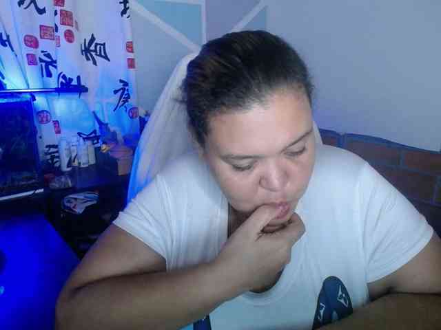 beautifulchubbyqueen webcam