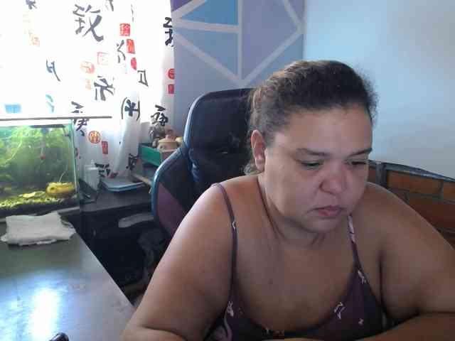 beautifulchubbyqueen webcam