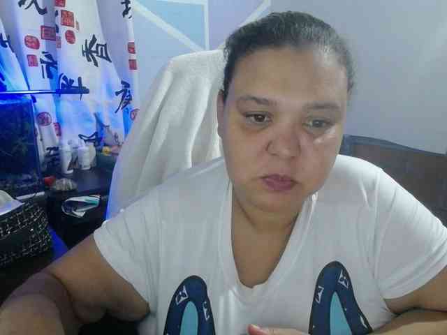 beautifulchubbyqueen webcam