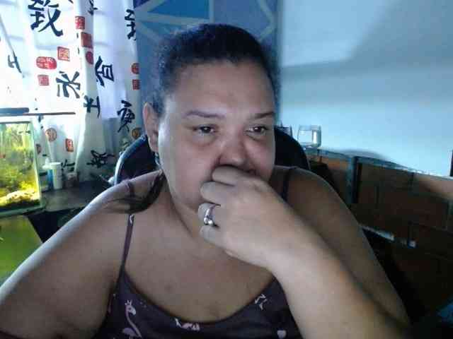 beautifulchubbyqueen webcam