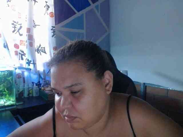 beautifulchubbyqueen webcam
