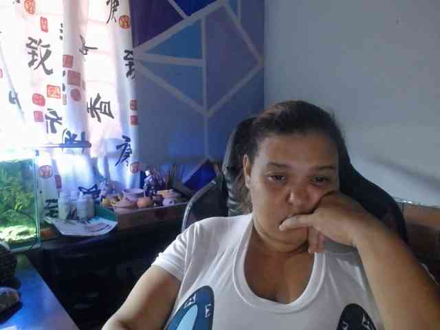beautifulchubbyqueen webcam