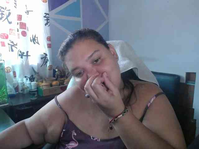 beautifulchubbyqueen webcam