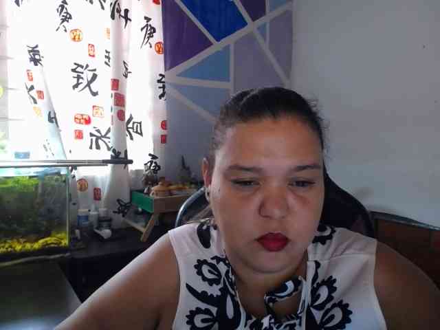 beautifulchubbyqueen webcam