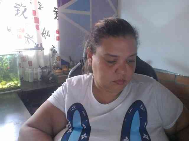 beautifulchubbyqueen webcam