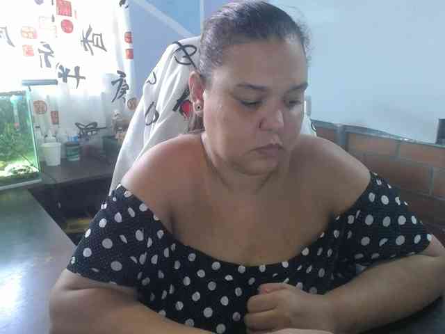 beautifulchubbyqueen webcam