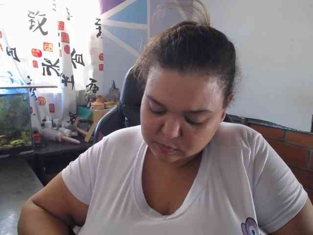 beautifulchubbyqueen webcam