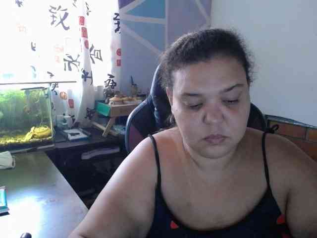 beautifulchubbyqueen webcam