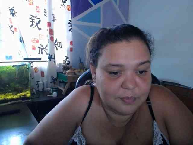 beautifulchubbyqueen webcam