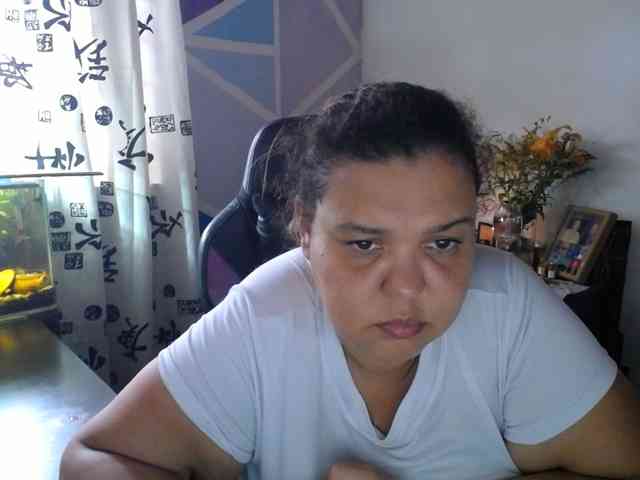 beautifulchubbyqueen webcam