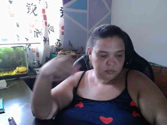 beautifulchubbyqueen webcam