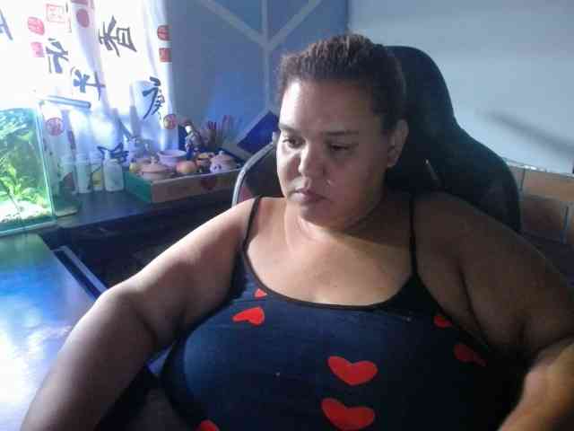 beautifulchubbyqueen webcam
