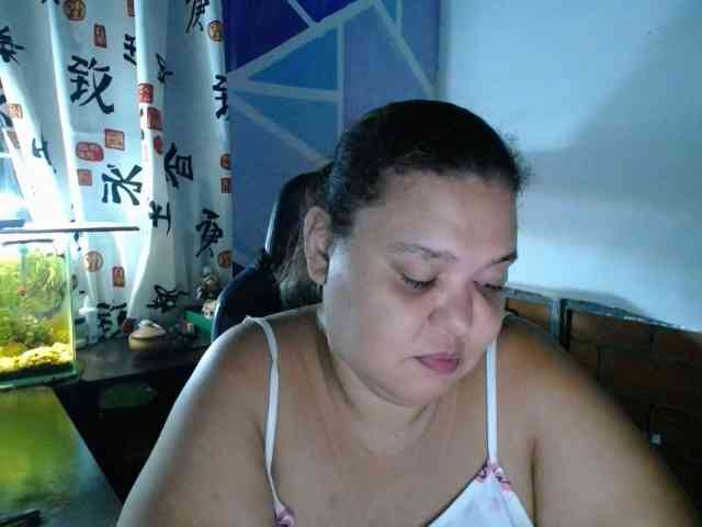 beautifulchubbyqueen webcam