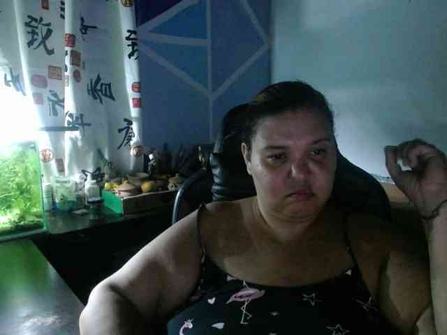 beautifulchubbyqueen webcam