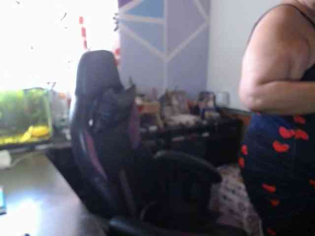 beautifulchubbyqueen webcam