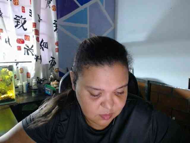 beautifulchubbyqueen webcam