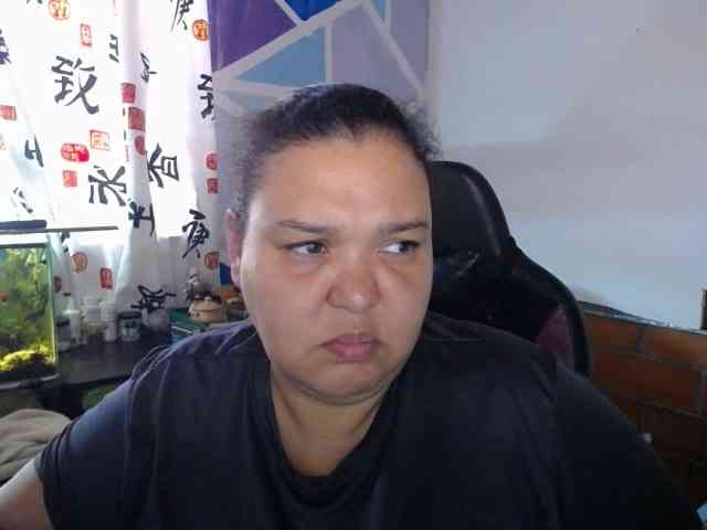 beautifulchubbyqueen webcam
