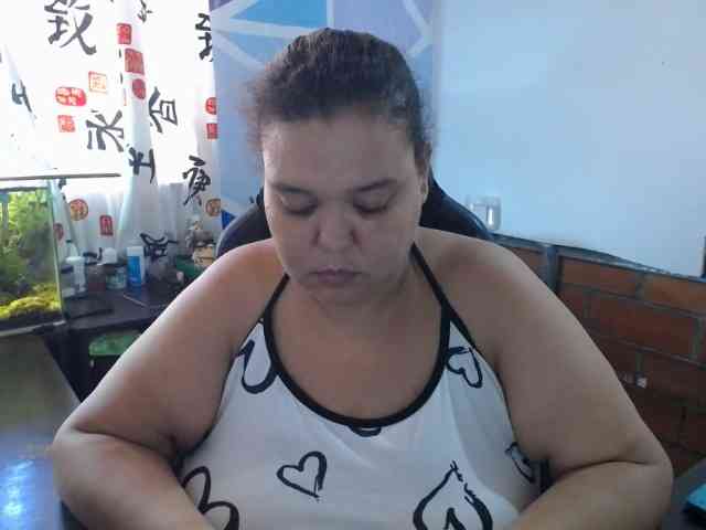beautifulchubbyqueen webcam