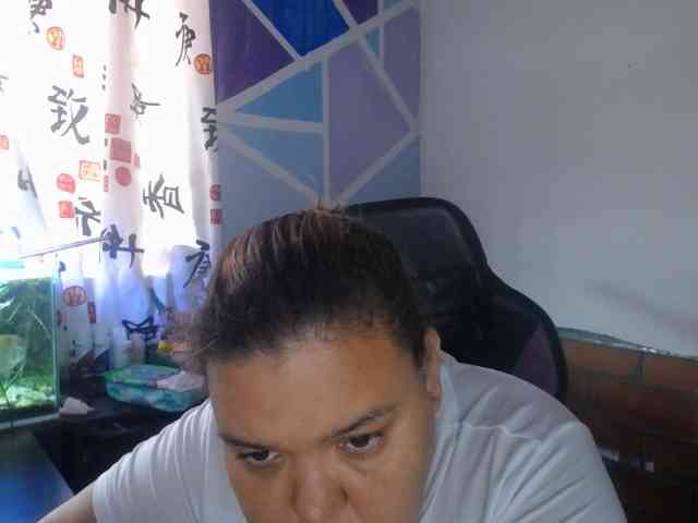 beautifulchubbyqueen webcam