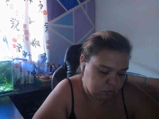 beautifulchubbyqueen webcam
