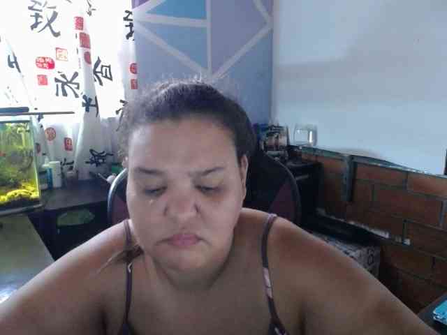 beautifulchubbyqueen webcam