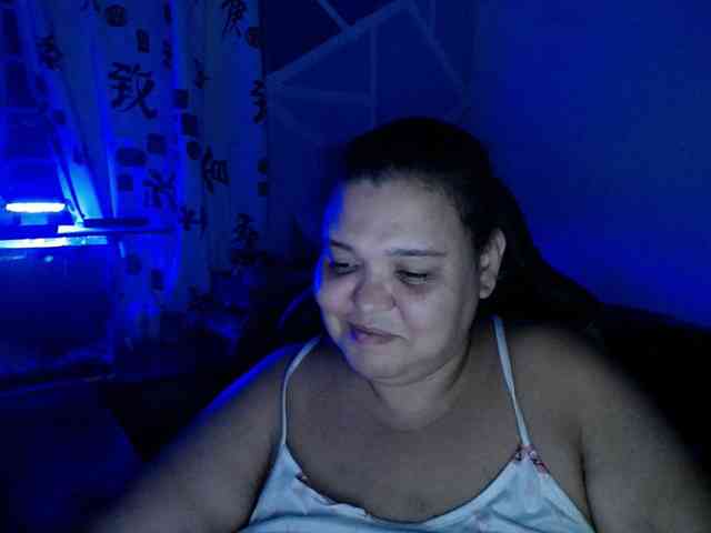 beautifulchubbyqueen webcam