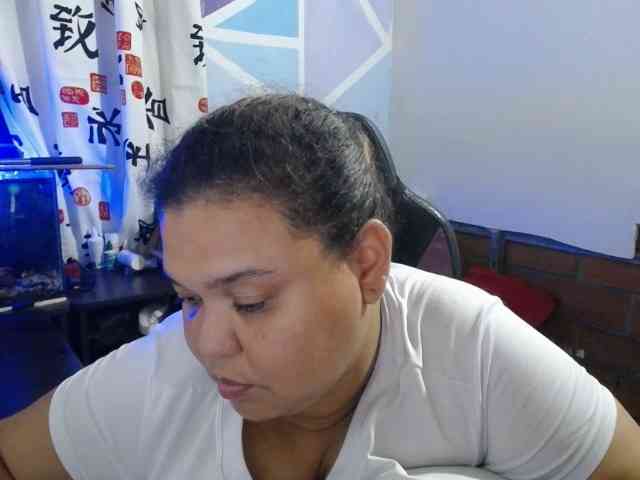 beautifulchubbyqueen webcam