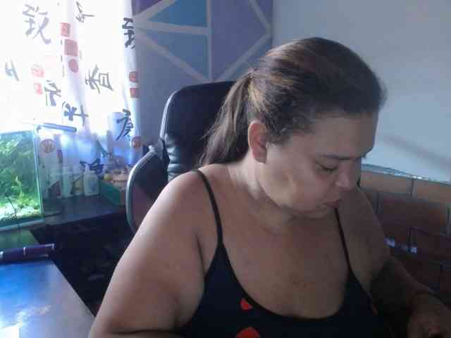 beautifulchubbyqueen webcam