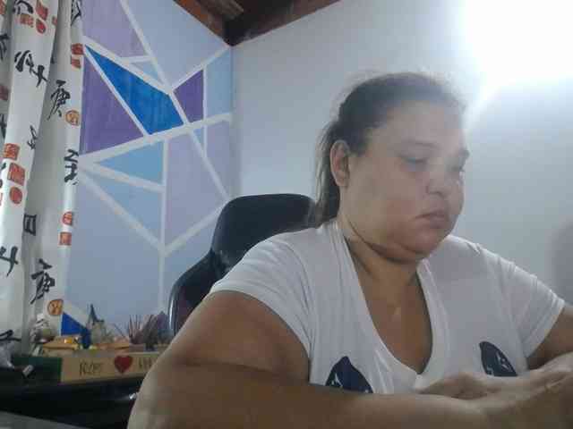 beautifulchubbyqueen webcam