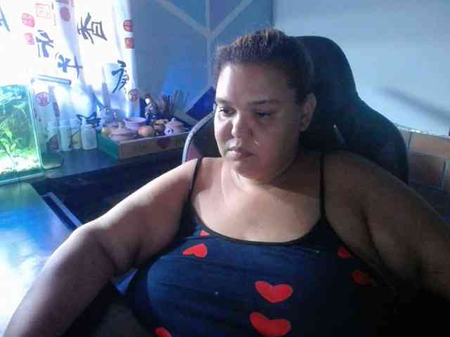 beautifulchubbyqueen webcam