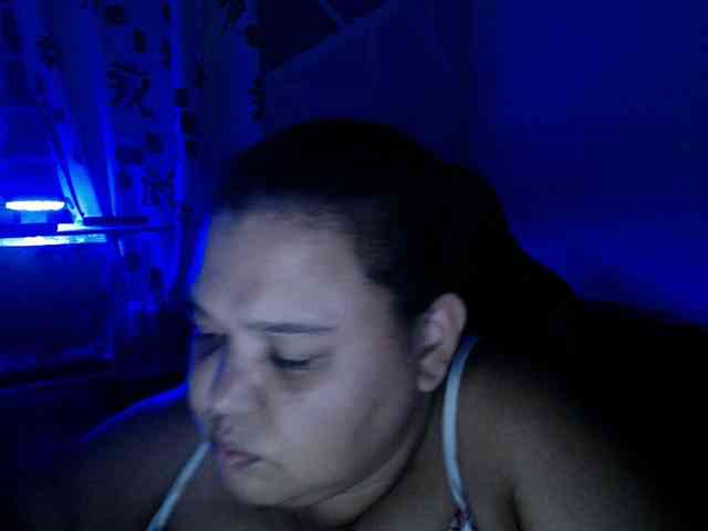 beautifulchubbyqueen webcam