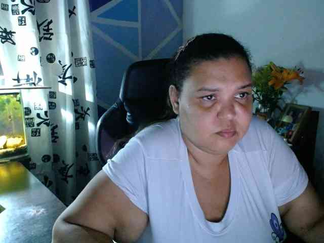 beautifulchubbyqueen webcam