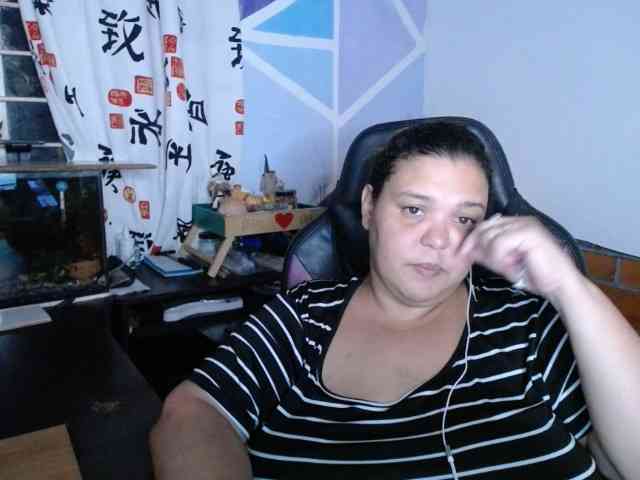 beautifulchubbyqueen webcam