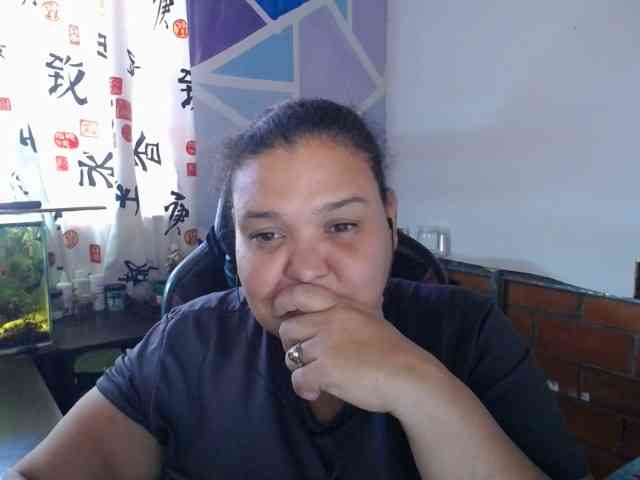 beautifulchubbyqueen webcam