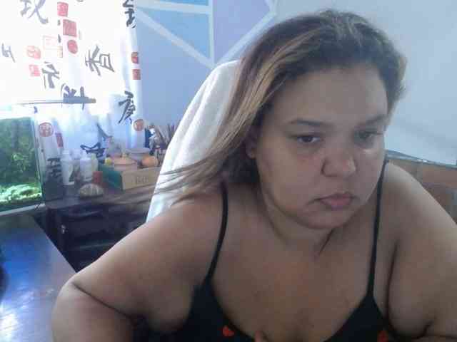 beautifulchubbyqueen webcam