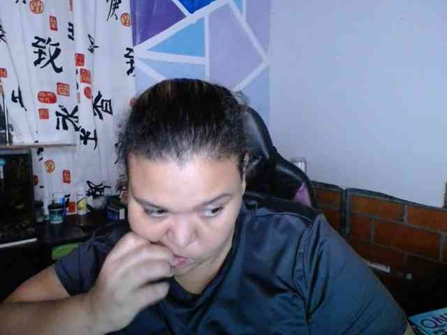 beautifulchubbyqueen webcam