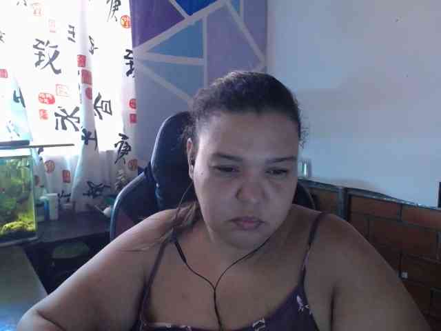beautifulchubbyqueen webcam