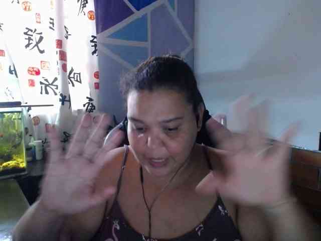 beautifulchubbyqueen webcam
