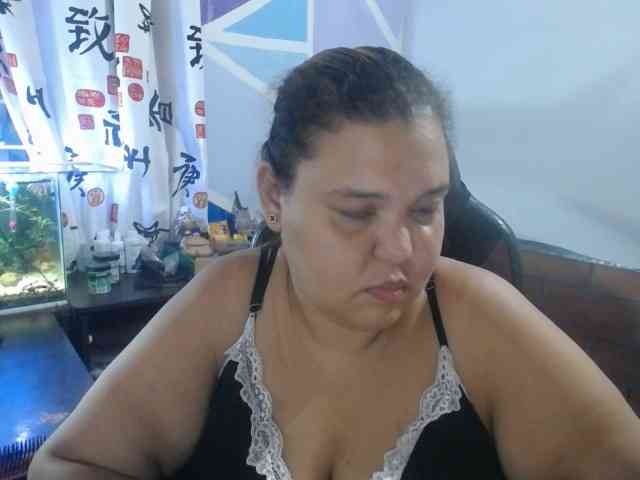 beautifulchubbyqueen webcam