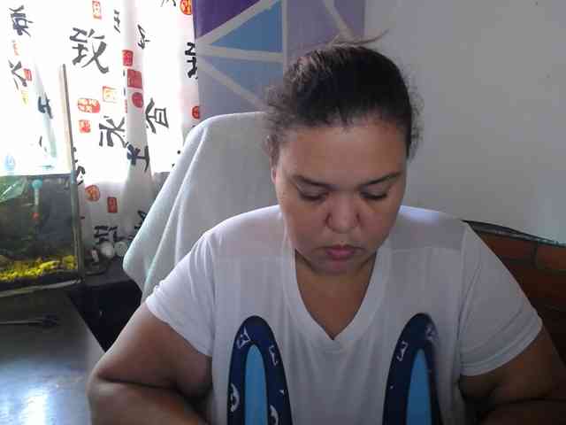 beautifulchubbyqueen webcam