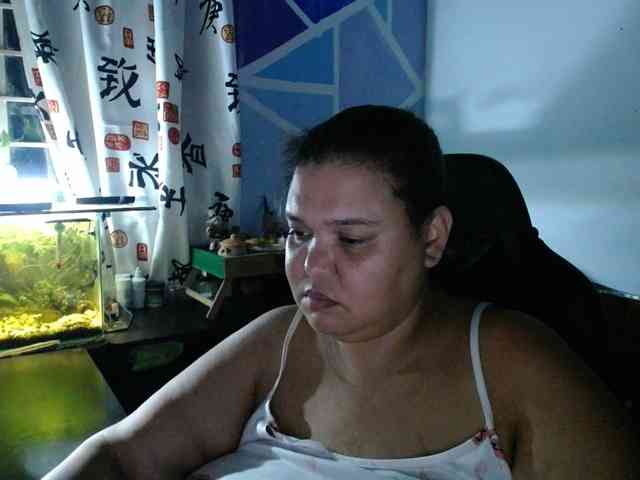beautifulchubbyqueen webcam
