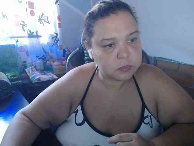 beautifulchubbyqueen webcam