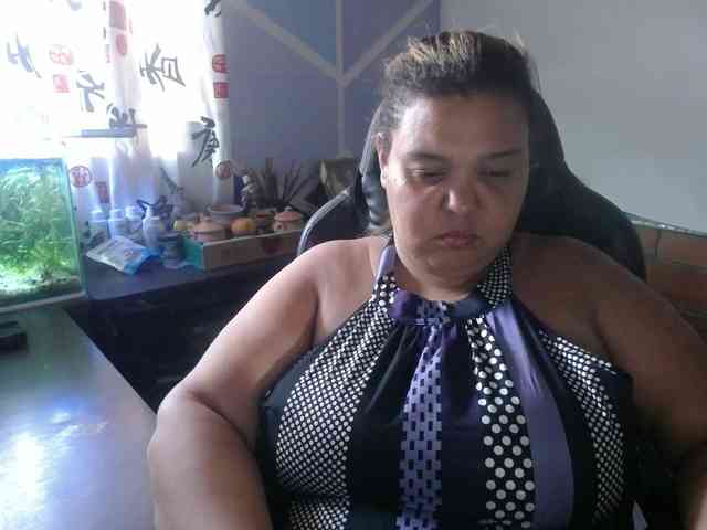 beautifulchubbyqueen webcam